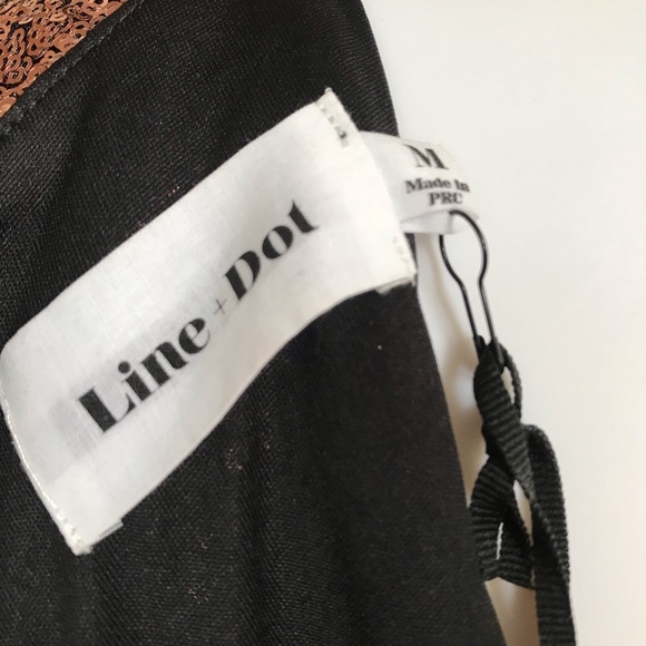 Line & Dot Metallic SequinLong Sleeve V-Neck Romper - Picture 3 of 4